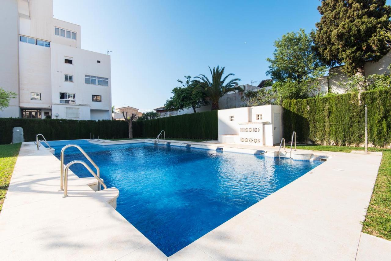 Pets Friendly Apartment, Next To The Marina And Arroyo De La Miel Benalmádena Exterior foto