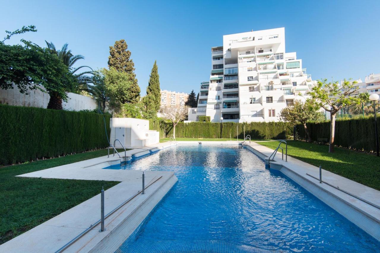 Pets Friendly Apartment, Next To The Marina And Arroyo De La Miel Benalmádena Exterior foto